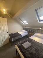 Autumn Leaves Guest House