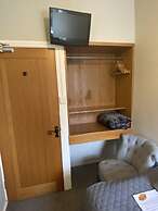 Autumn Leaves Guest House