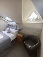 Autumn Leaves Guest House