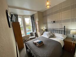 Autumn Leaves Guest House
