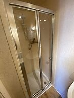 Autumn Leaves Guest House