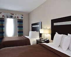 Quality Inn & Suites Kenedy - Karnes City