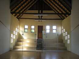 Nkonyeni Lodge & Golf Estate