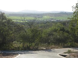 Nkonyeni Lodge & Golf Estate