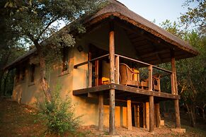 Nkonyeni Lodge & Golf Estate