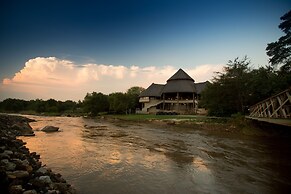 Nkonyeni Lodge & Golf Estate