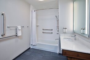 Staybridge Suites Bismarck by IHG