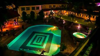 Juanita Hotel
