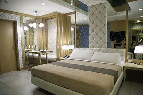 Victoria Court Las Piñas