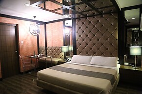 Victoria Court Las Piñas