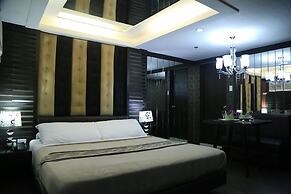 Victoria Court Las Piñas