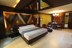 Victoria Court Las Piñas