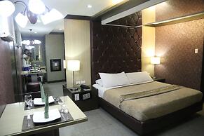 Victoria Court Las Piñas