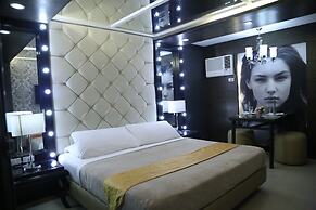 Victoria Court Las Piñas