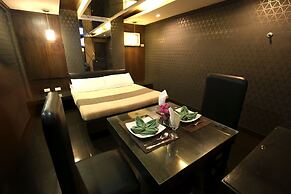 Victoria Court Las Piñas