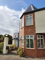 Rosewood Court Motel