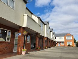 Rosewood Court Motel