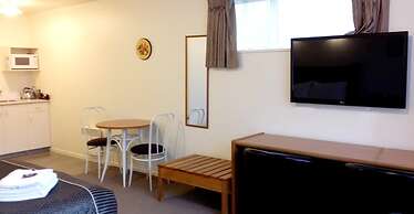 Rosewood Court Motel