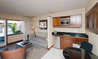 Oasis Beach Motel