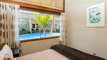 Oasis Beach Motel