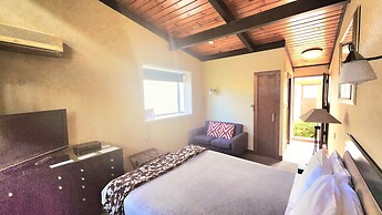 Oasis Beach Motel