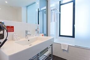 AZIMUT Hotel Tulskaya Moscow