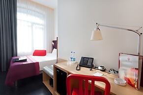 AZIMUT Hotel Tulskaya Moscow