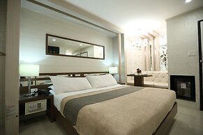 Victoria Court Hillcrest - Pasig