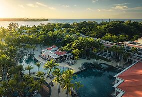 Mauricia Beachcomber Resort & Spa