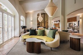 Mauricia Beachcomber Resort & Spa