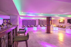 Mauricia Beachcomber Resort & Spa