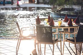 Mauricia Beachcomber Resort & Spa