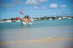 Mauricia Beachcomber Resort & Spa