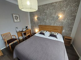 Logis Hôtels - Chez Terrassier - Hôtel et Restaurant