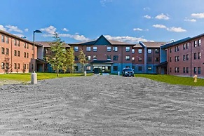 Residence & Conference Centre - Sudbury North