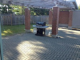 Residence & Conference Centre - Sudbury North