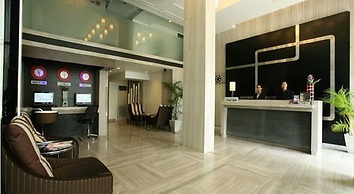 FX Hotel Metrolink Makkasan