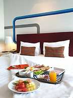 FX Hotel Metrolink Makkasan