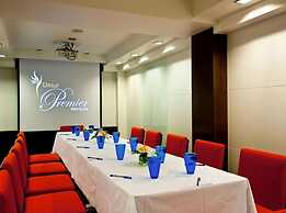 FX Hotel Metrolink Makkasan