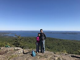 Bay Leaf Cottages & Bistro