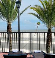 Holiday Inn Express Gulfport Beach by IHG