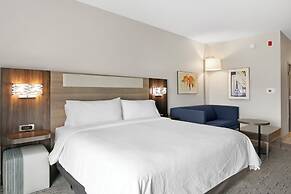 Holiday Inn Express Gulfport Beach by IHG