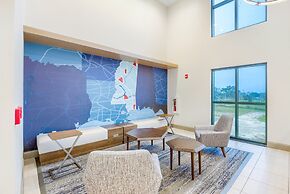 Holiday Inn Express Gulfport Beach by IHG