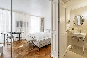 BLUME. - Baden Hotel & Restaurant