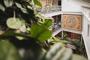 BLUME. - Baden Hotel & Restaurant