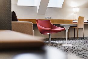 BLUME. - Baden Hotel & Restaurant