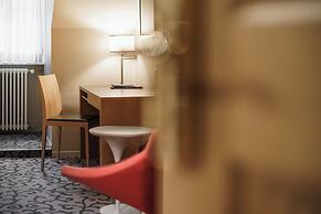 BLUME. - Baden Hotel & Restaurant