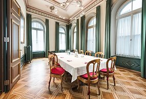 BLUME. - Baden Hotel & Restaurant