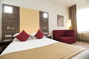 Ramada Encore by Wyndham Kyiv