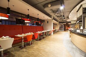 Ramada Encore by Wyndham Kyiv